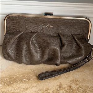 Jessica Simpson clutch